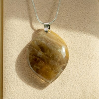 386 Pendentif - Pierre de lune